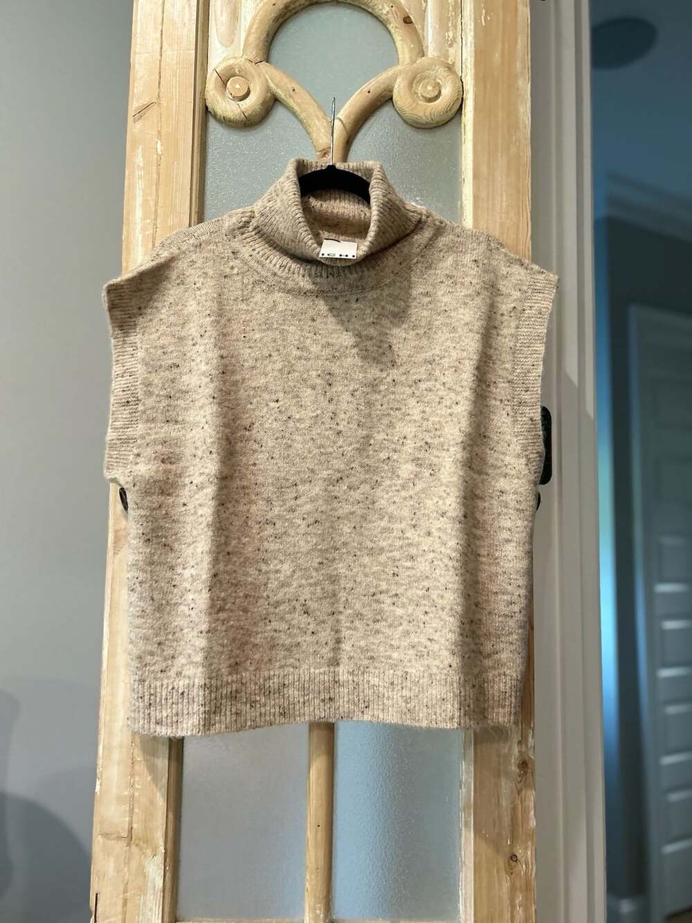 ICHI Ialotus PO Sweater Vest Size XS/S Turtleneck Tan Knit Sleeveless